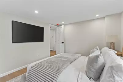 81 Potter Avenue, New Rochelle, NY 10801 - Photo 17