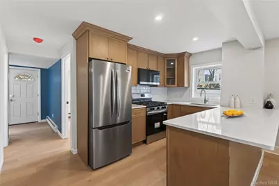 81 Potter Avenue, New Rochelle, NY 10801 - Photo 9