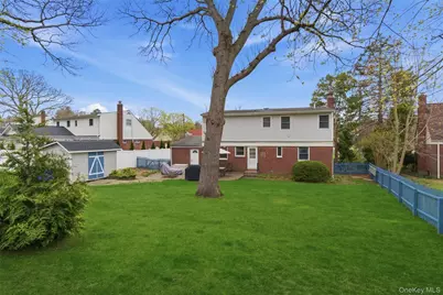 2 Selden Drive, East Northport, NY 11731 - Photo 21