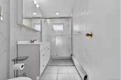 4 Rose Street #6 -F1, Oceanside, NY 11572 - Photo 19