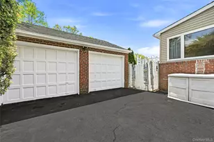 166 Abbey St, Massapequa Park, NY 11762 - Photo 23
