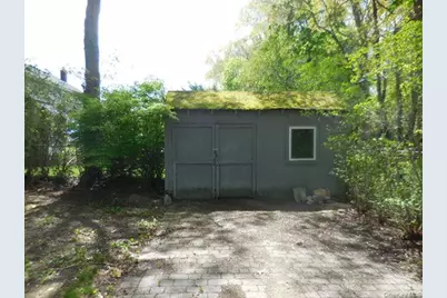 194 Phyllis Drive, Patchogue, NY 11772 - Photo 13