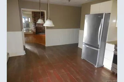 194 Phyllis Drive, Patchogue, NY 11772 - Photo 21