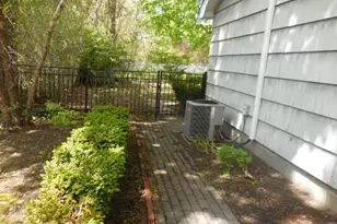 194 Phyllis Dr, Patchogue, NY 11772 - Photo 3