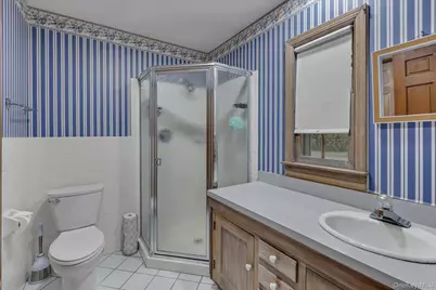 4 Dolphins Rise, Lloyd Harbor, NY 11743 - Photo 17