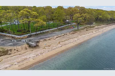 4 Dolphins Rise, Lloyd Harbor, NY 11743 - Photo 35