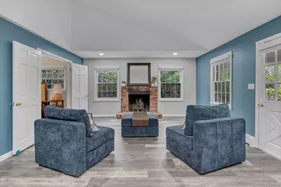 4 Dolphins Rise, Lloyd Harbor, NY 11743 - Photo 13