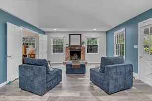 4 Dolphins Rise, Lloyd Harbor, NY 11743 - Photo 13