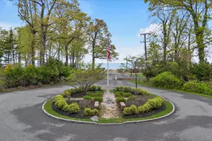 4 Dolphins Rise, Lloyd Harbor, NY 11743 - Photo 31