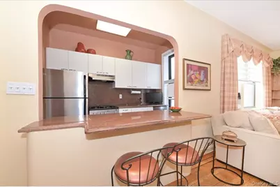 21 Barstow Road #6-L, Great Neck, NY 11021 - Photo 13