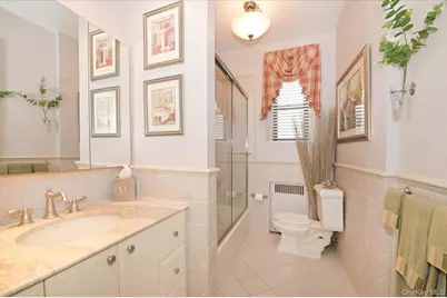 21 Barstow Road #6-L, Great Neck, NY 11021 - Photo 19