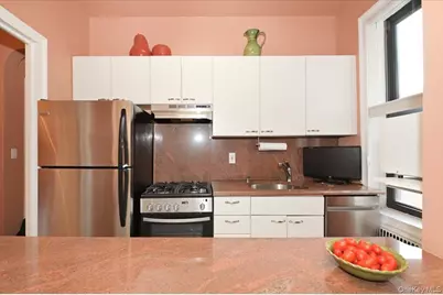 21 Barstow Road #6-L, Great Neck, NY 11021 - Photo 11