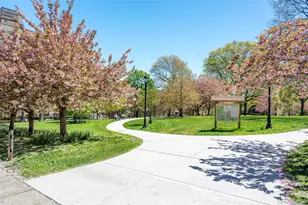 15 Stewart Pl, White Plains, NY 10603 - Photo 27