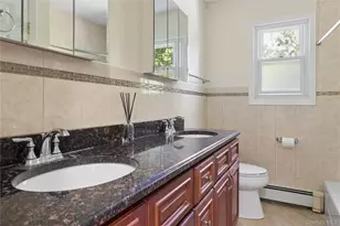 29 Butler St, Glen Cove, NY 11542 - Photo 11