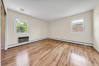 29 Butler Street #1, Glen Cove, NY 11542 - Photo 9
