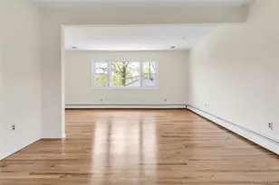 29 Butler St, Glen Cove, NY 11542 - Photo 5