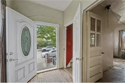 429 S 9th Avenue, Mount Vernon, NY 10550 - Photo 5