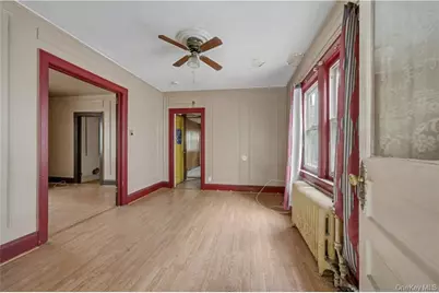 429 S 9th Avenue, Mount Vernon, NY 10550 - Photo 7