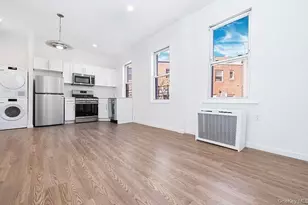 37-17 Greenpoint Ave, Long Island City, NY 11101 - Photo 3