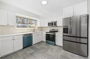 105 Coachlight Square, Montrose, NY 10548 - Photo 9