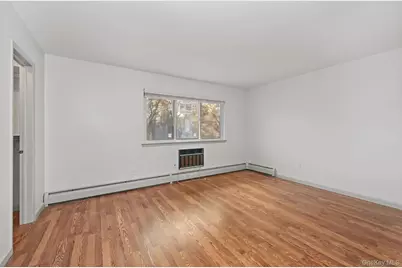 105 Coachlight Square, Montrose, NY 10548 - Photo 13