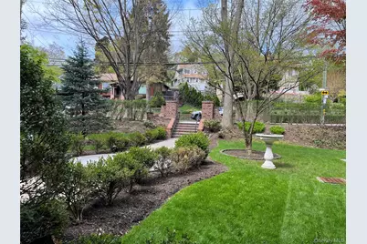 38-30 Douglaston Parkway #4C, Douglaston, NY 11363 - Photo 7