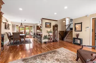 1 Nita St, East Northport, NY 11731 - Photo 5