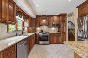 1 Nita St, East Northport, NY 11731 - Photo 11