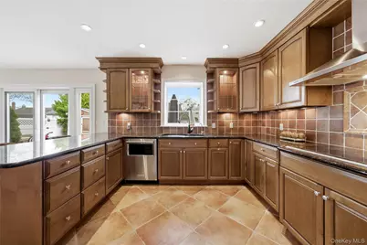 59 Park Lane, Massapequa, NY 11758 - Photo 15
