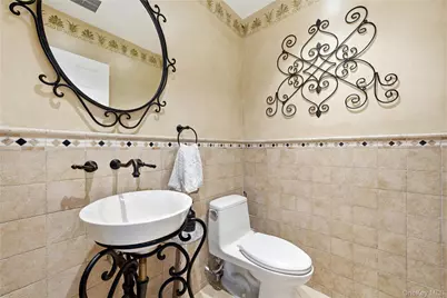 59 Park Lane, Massapequa, NY 11758 - Photo 19