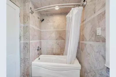 278 Waverly Avenue, East Rockaway, NY 11518 - Photo 27