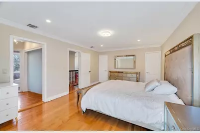 278 Waverly Avenue, East Rockaway, NY 11518 - Photo 25