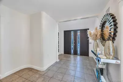 278 Waverly Avenue, East Rockaway, NY 11518 - Photo 5