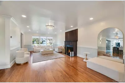 278 Waverly Avenue, East Rockaway, NY 11518 - Photo 9