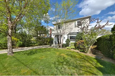 295 New Hyde Park Road, Garden City, NY 11530 - Photo 3
