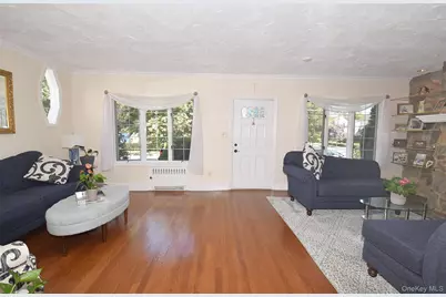 4144 Westmoreland Street, Little Neck, NY 11363 - Photo 7