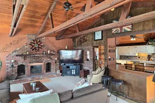212 Matthews Rd, Oakdale, NY 11769 - Photo 11