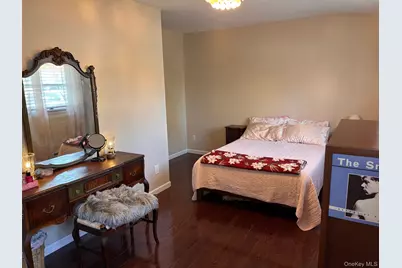 212 Matthews Road, Oakdale, NY 11769 - Photo 23