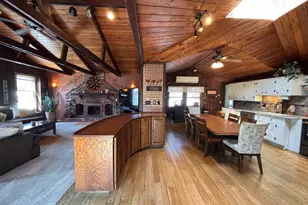 212 Matthews Rd, Oakdale, NY 11769 - Photo 17
