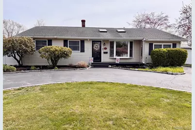 212 Matthews Road, Oakdale, NY 11769 - Photo 1