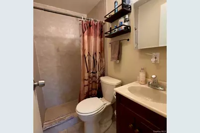 212 Matthews Road, Oakdale, NY 11769 - Photo 25