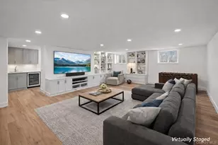 221 E Montauk Hwy, Hampton Bays, NY 11946 - Photo 23