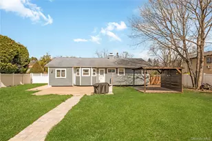 6 Evy Ct, Sayville, NY 11782 - Photo 17