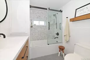 88 Webster St, Westbury, NY 11590 - Photo 19