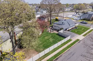 59 Orchid Rd, Levittown, NY 11756 - Photo 3
