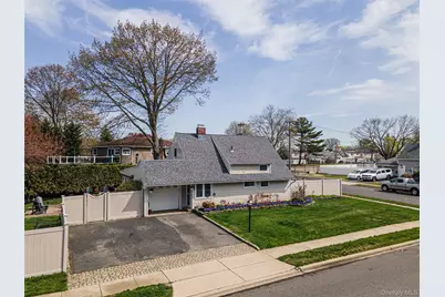 59 Orchid Road, Levittown, NY 11756 - Photo 5