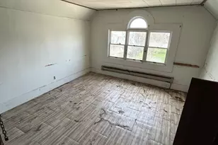 31 East Ave, Freeport, NY 11520 - Photo 11