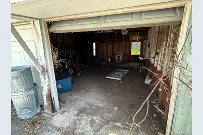 31 East Avenue, Freeport, NY 11520 - Photo 13