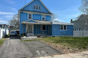 31 East Ave, Freeport, NY 11520 - Photo 3