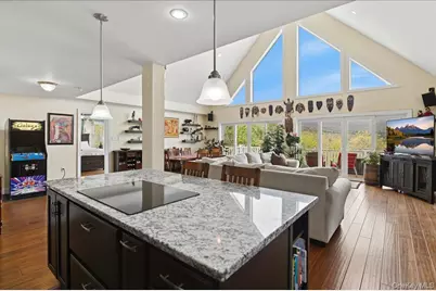 20 Joshuas Path, East Fishkill, NY 12473 - Photo 3